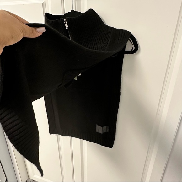 H&M knit black collar with zipper women’s one size - Picture 8 of 8